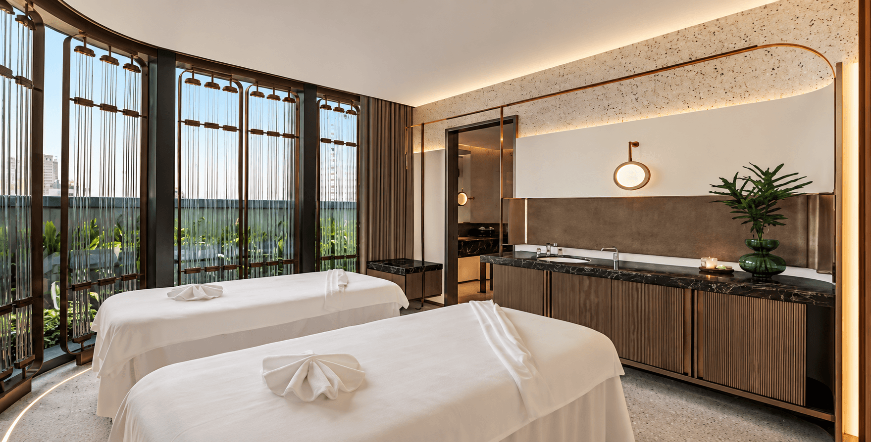 Hilton Saigon 4